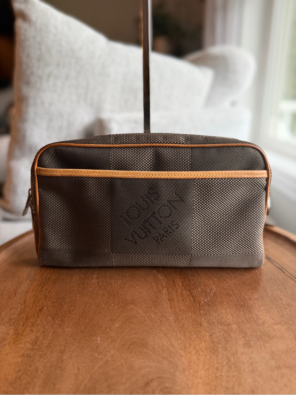 LV Geant Belt Bag
